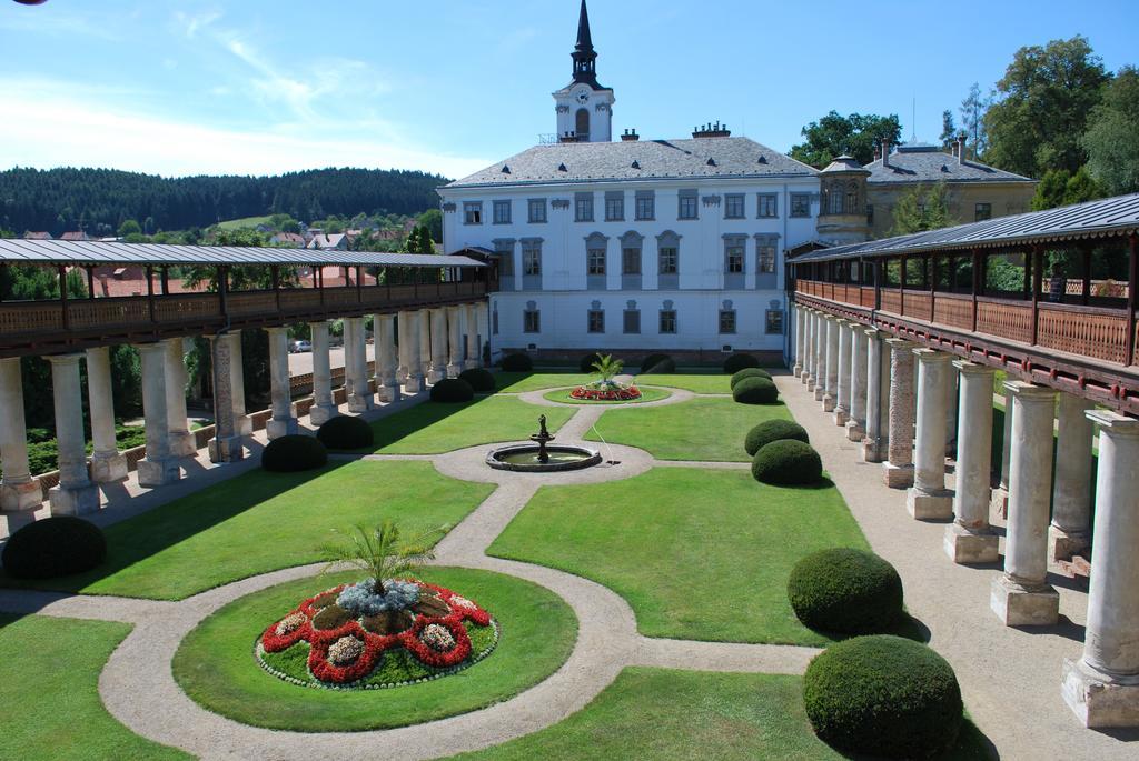 Rodinne Ubytovani Na Habesi Crhov Exteriör bild